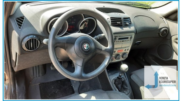 ALFA ROMEO 147 W8 del 2004 parti usate e ricambi - Tipo Motore 937A2000