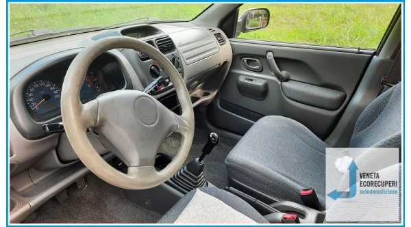 SUZUKI IGNIS 1a Serie del 2001 parti usate e ricambi - Tipo Motore M13A