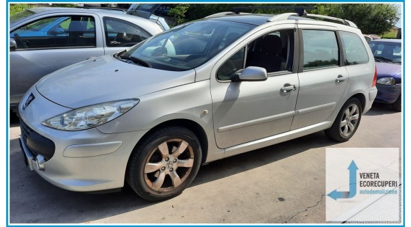 PEUGEOT 307 del 2006 parti usate e ricambi - Tipo Motore NFU