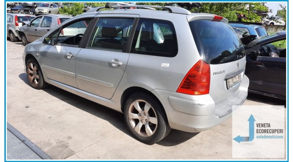 PEUGEOT 307 del 2006 parti usate e ricambi - Tipo Motore NFU