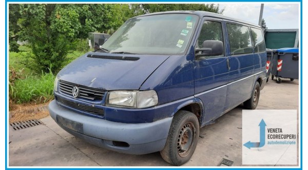 VOLKSWAGEN TRANSPORTER T4 IV del 1998 parti usate e ricambi - Tipo Motore ACV