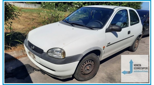 OPEL CORSA S93 del 1997 parti usate e ricambi - Tipo Motore X10XE