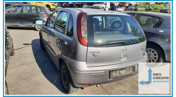 OPEL CORSA X01 del 2005 parti usate e ricambi