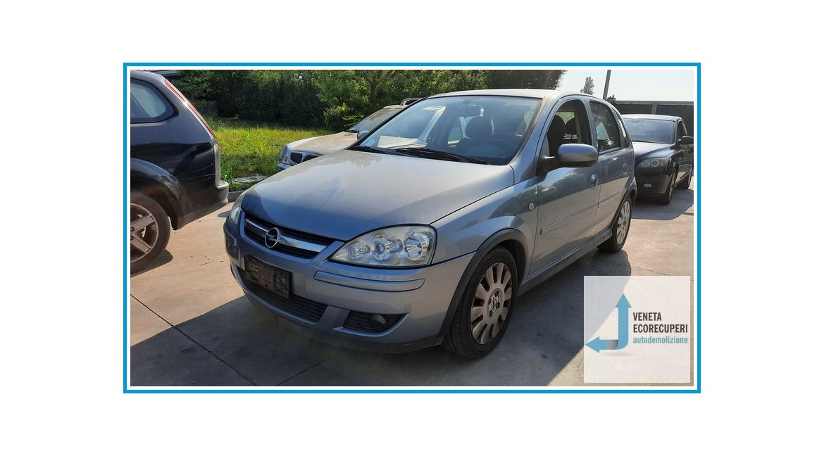 OPEL CORSA X01 del 2004 parti usate e ricambi