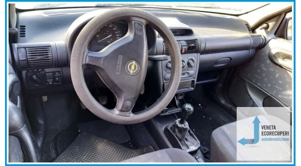 OPEL CORSA S93 del 1998 parti usate e ricambi - Tipo Motore X10XE