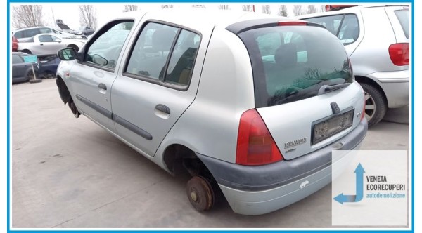RENAULT CLIO 2a Serie del 2000 parti usate e ricambi - Tipo Motore F9QH7