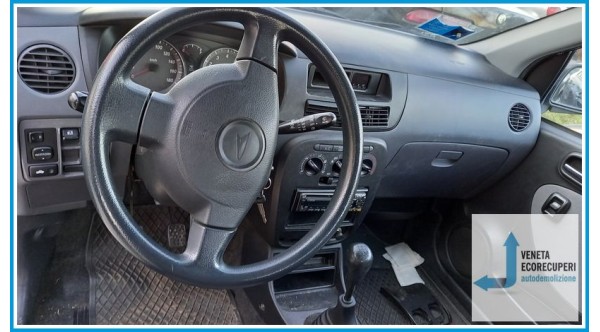 DAIHATSU CUORE 6a del 2003 parti usate e ricambi - Tipo Motore EJ