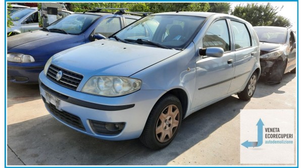 FIAT PUNTO 1N/1P del 2005 parti usate e ricambi - Tipo Motore 188A4000