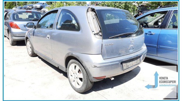 OPEL CORSA X01 del 2006 parti usate e ricambi - Tipo Motore Z13DT