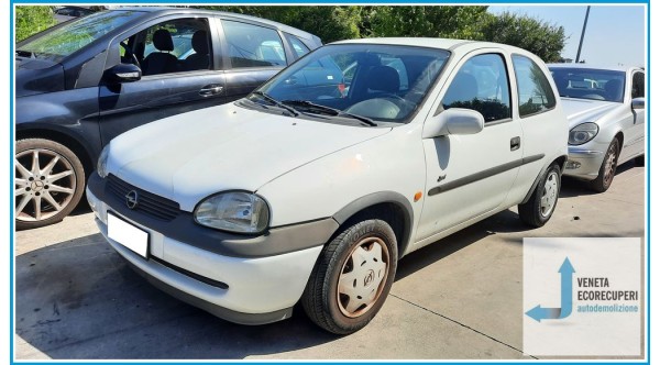 OPEL CORSA S93 del 1999 parti usate e ricambi - Tipo Motore X12XE