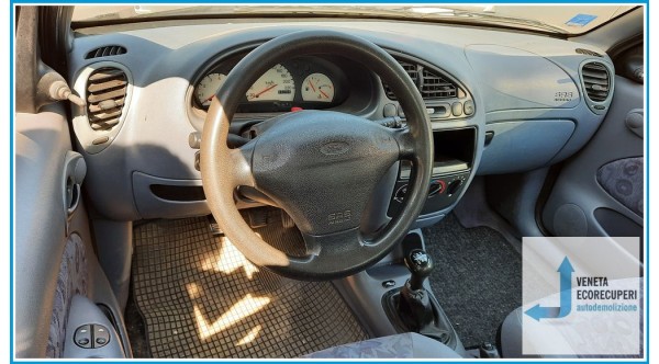 FORD FIESTA DX del 1997 parti usate e ricambi - Tipo Motore DHA