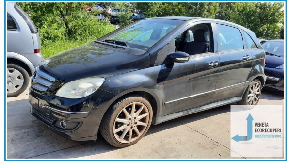 MERCEDES-BENZ Classe B T245 del 2007 parti usate e ricambi - Tipo Motore 640940