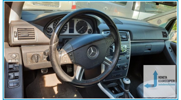 MERCEDES-BENZ Classe B T245 del 2007 parti usate e ricambi - Tipo Motore 640940