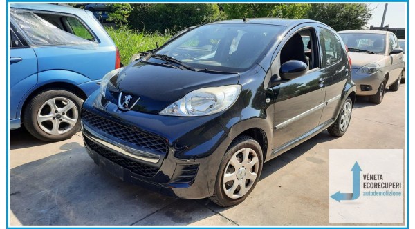 PEUGEOT 107 del 2010 parti usate e ricambi - Tipo Motore 1KR