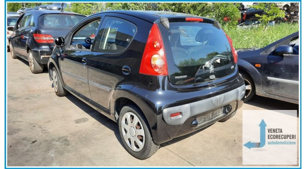 PEUGEOT 107 del 2010 parti usate e ricambi - Tipo Motore 1KR