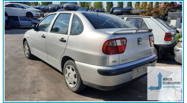 SEAT CORDOBA 6K del 2001 parti usate e ricambi - Tipo Motore AQM