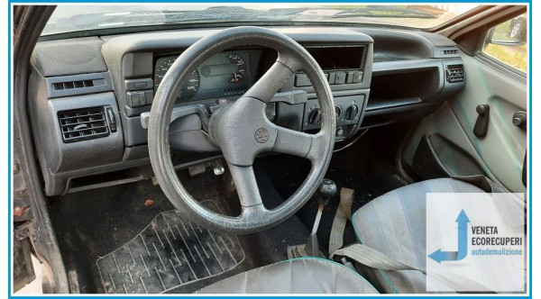 VOLKSWAGEN POLO 2a Serie del 1992 parti usate e ricambi - Tipo Motore AAU