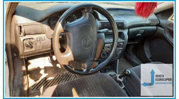 OPEL ASTRA T92 del 1997 parti usate e ricambi - Tipo Motore X18XE