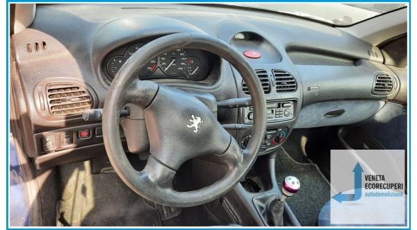 PEUGEOT 206 del 2001 parti usate e ricambi - Tipo Motore KFW