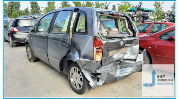 FIAT IDEA 4D/2S del 2004 parti usate e ricambi - Tipo Motore 843A1000