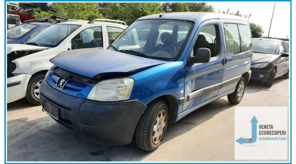 PEUGEOT RANCH M59 del 2005 parti usate e ricambi - Tipo Motore KFW