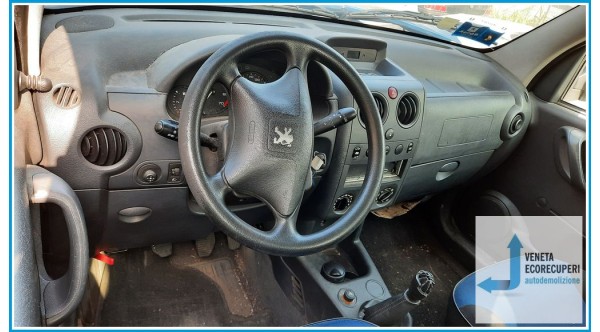 PEUGEOT RANCH M59 del 2005 parti usate e ricambi - Tipo Motore KFW