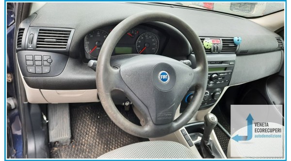 FIAT STILO 2V del 2004 parti usate e ricambi - Tipo Motore 192A1000