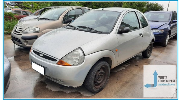 FORD KA CCQ del 2002 parti usate e ricambi - Tipo Motore J4S