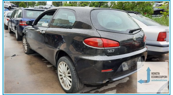 ALFA ROMEO 147 W8 del 2005 parti usate e ricambi - Tipo Motore 937A3000