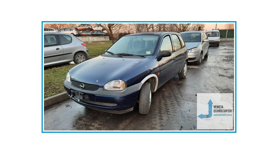 OPEL CORSA S93 del 1998 parti usate e ricambi