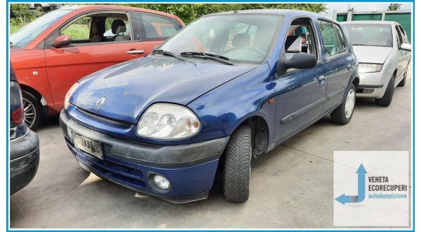 RENAULT CLIO 2a Serie del 2000 parti usate e ricambi - Tipo Motore D7FD7