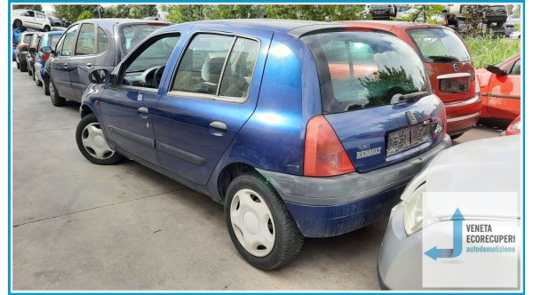 RENAULT CLIO 2a Serie del 2000 parti usate e ricambi - Tipo Motore D7FD7