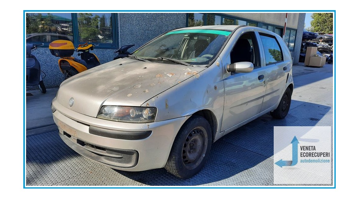 FIAT PUNTO 1N/1P del 2001 parti usate e ricambi - Tipo Motore 188A2000