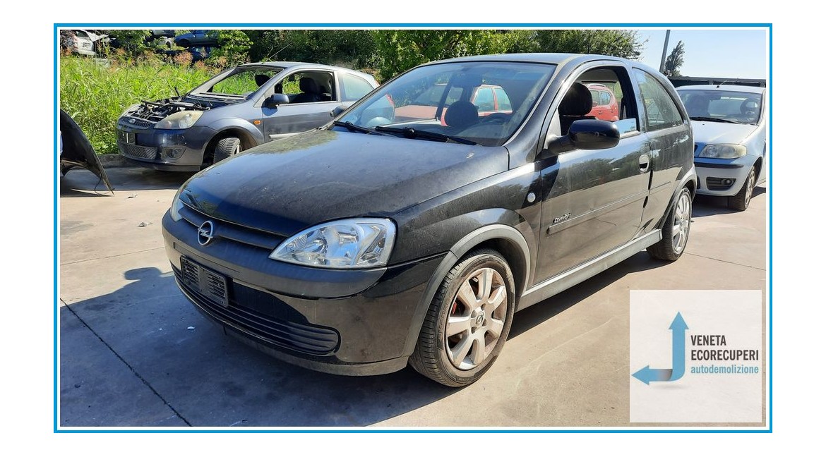OPEL CORSA X01 del 2001 parti usate e ricambi - Tipo Motore Z10XE
