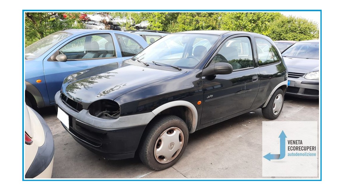 OPEL CORSA S93 del 1998 parti usate e ricambi - Tipo Motore X10XE