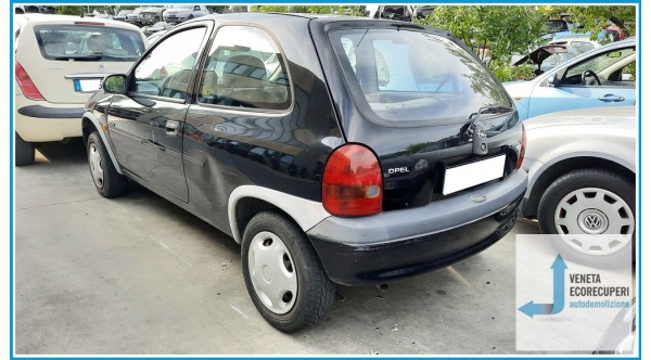 OPEL CORSA S93 del 1998 parti usate e ricambi - Tipo Motore X10XE