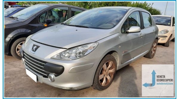 PEUGEOT 307 del 2007 parti usate e ricambi - Tipo Motore 9HV