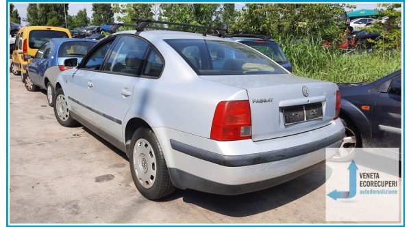 VOLKSWAGEN PASSAT 3B del 1998 parti usate e ricambi - Tipo Motore AFN