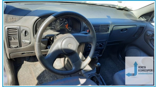 VOLKSWAGEN POLO 3a Serie del 1996 parti usate e ricambi - Tipo Motore AEX