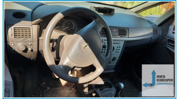 OPEL MERIVA X03 del 2004 parti usate e ricambi - Tipo Motore Z16XE