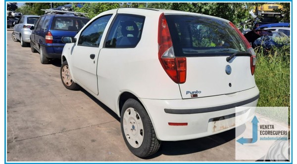 FIAT PUNTO 1N/1P del 2004 parti usate e ricambi - Tipo Motore 188A4000