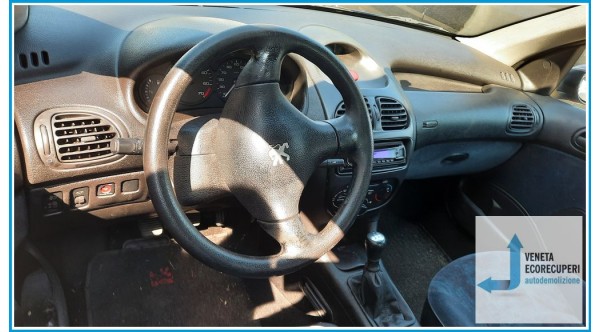 PEUGEOT 206 del 2001 parti usate e ricambi - Tipo Motore RHY