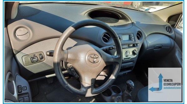 TOYOTA YARIS FRP del 2005 parti usate e ricambi - Tipo Motore 1SZFE
