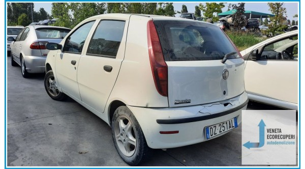 FIAT PUNTO CLASSIC 2U del 2009 parti usate e ricambi - Tipo Motore 188A4000