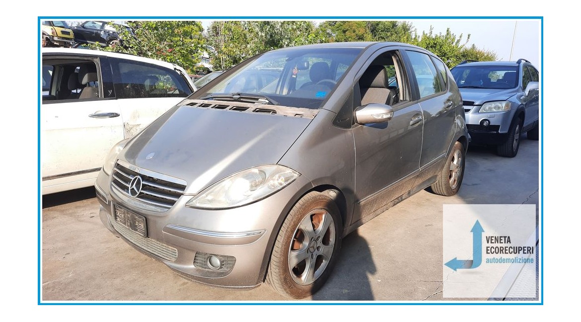 MERCEDES-BENZ Classe A W/C169 del 2006 parti usate e ricambi - Tipo Motore 266920