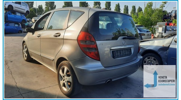 MERCEDES-BENZ Classe A W/C169 del 2006 parti usate e ricambi - Tipo Motore 266920