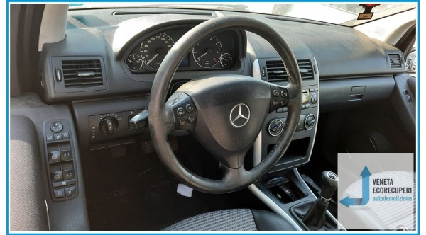 MERCEDES-BENZ Classe A W/C169 del 2006 parti usate e ricambi - Tipo Motore 266920
