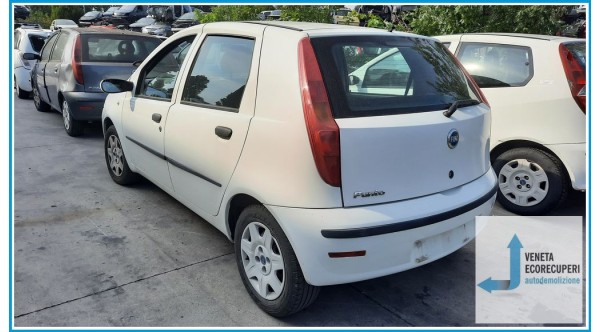 FIAT PUNTO 1N/1P del 2004 parti usate e ricambi - Tipo Motore 188A4000