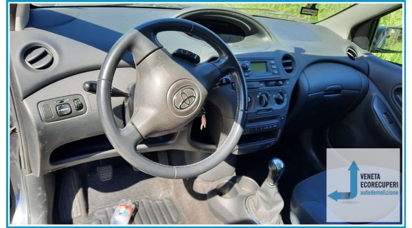 TOYOTA YARIS FRP del 2005 parti usate e ricambi - Tipo Motore 1SZFE