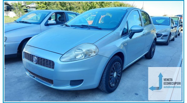 FIAT GRANDE PUNTO 3X del 2009 parti usate e ricambi - Tipo Motore 199A2000